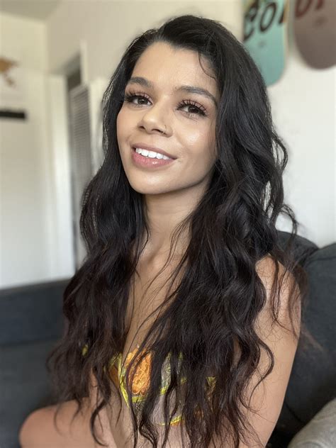 TW Pornstars - 2 pic. Harley Haze. Twitter. ☀️☀️ happy happy Friday ☀️☀ ...