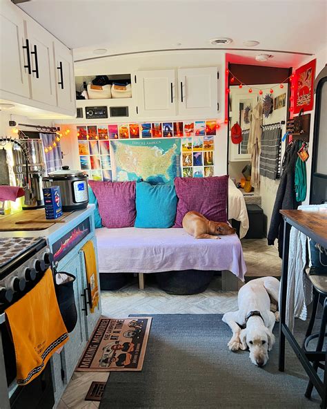 RV Decorating Ideas: Top Ways to Make Your RV Feel Like a Home - TRAVEL ...
