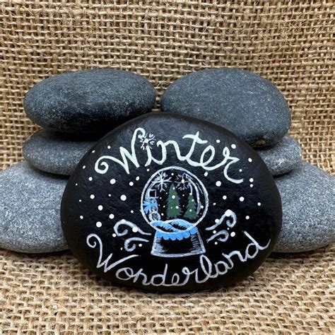 Painted Globe 的图像结果