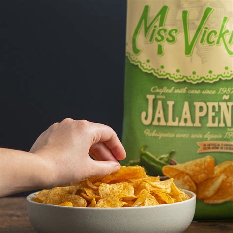 Miss Vickie's Kettle Cooked Jalapeno Potato Chips – 200g (7.1 oz) Bag ...