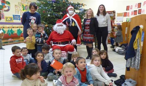 Benet. Le Père Noël s’est arrêté aux Champs du Bois - La Roche sur Yon ...