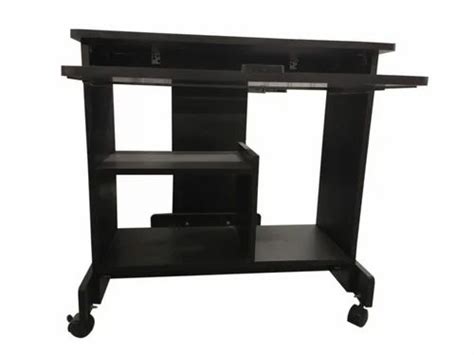 Single Computer Table 的图像结果