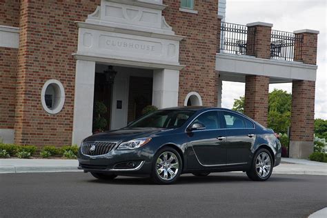 Buick Regal Photos and Specs. Photo: Regal Buick lease and 23 perfect photos of Buick Regal
