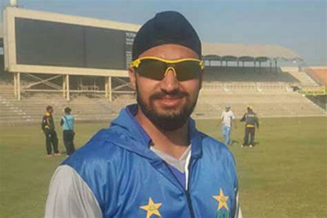 sikh cricketer mahinder pal singh creates history by playing in ...