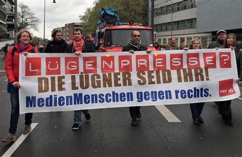 Böse Polizei gegen friedliche Demonstranten: ZDF zeigt, was wirklich ...