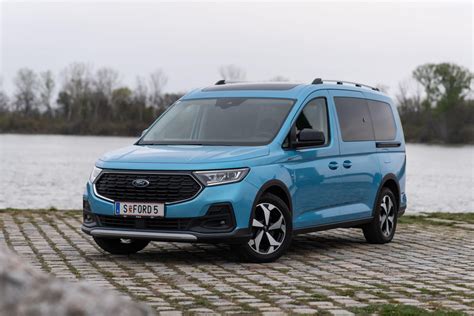 Der 2023 Ford Grand Tourneo Connect mit Allrad im Test! – autofilou