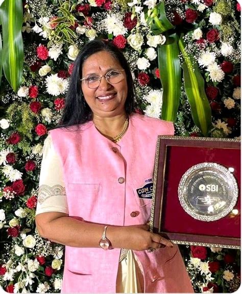 Woman Who Began As A Sweeper 37 Years Ago Is Now Assistant General ...