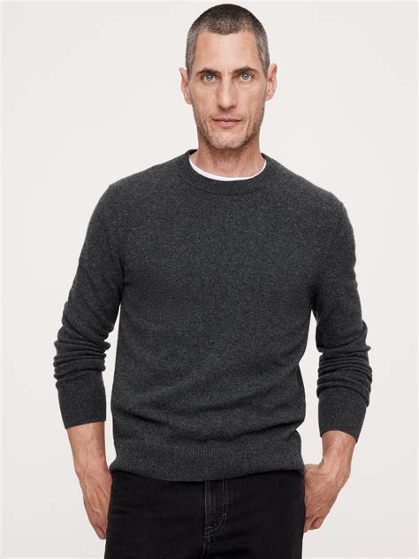Cashmere Crew-Neck Sweater | Banana Republic