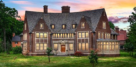 Palmer Woods Neighboorhood Guide | Let's Detroit