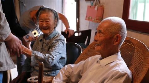 营造浓郁爱老助老氛围，一起来看这对百岁老夫妻的幸福生活