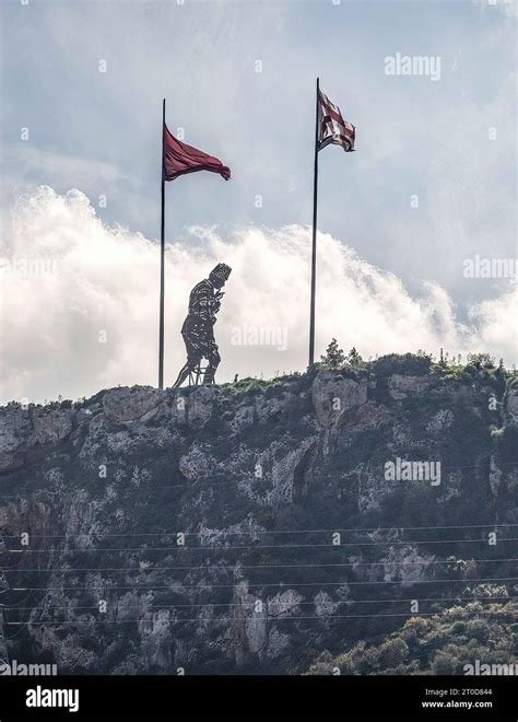 One Famous Local One People 的图像结果