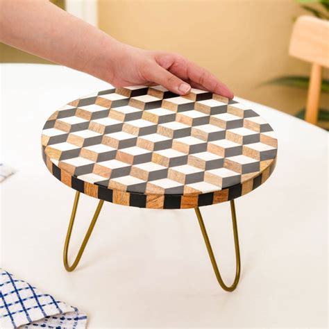 Optical Illusion Wooden Riser Online - Premium Platter | Nestasia