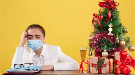 Is Your Christmas Tree Making You Sick? Expert Explains Christmas Tree ...