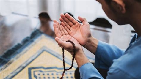 Eid Milad-un-Nabi 2024: कब है ईद मिलाद-उन-नबी? जानें इस दिन का महत्व और ...