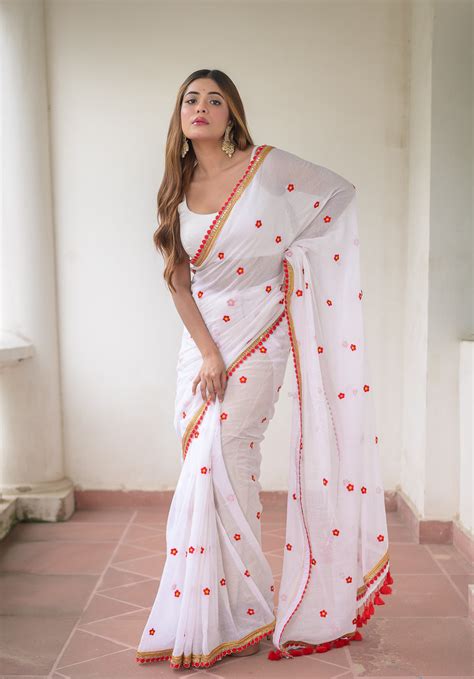 Buy White And Red Embroidery Mulmul Cotton Saree Online – RODDUR