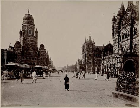 Street Scene of Bombay (Mumbai) - c1880's - Old Indian Photos