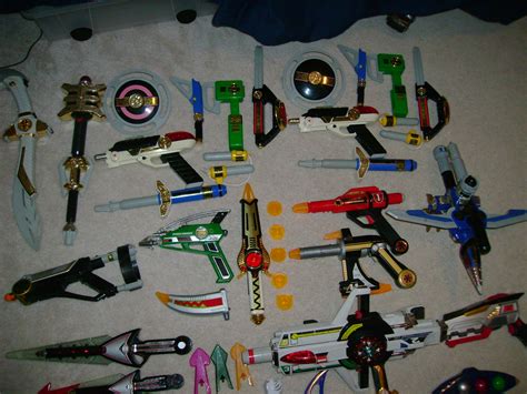 What Weapons Do Power Rangers Use at Oralia Raby blog