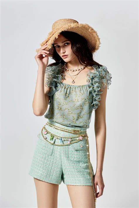 Business-Casual 女生 的图像结果