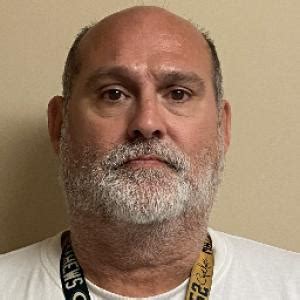 Hake Darin Matthew, a registered in russell springs, ky 42642 at ...