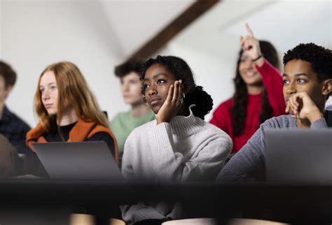 Why is it important for students to undertake project work in ...