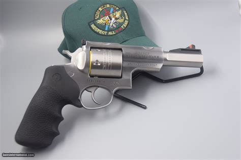 RUGER SUPER REDHAWK SCARCE 5-INCH .454 CASULL REVOLVER