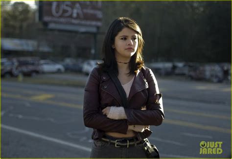 Selena Gomez's Netflix Movie 'Fundamentals of Caring' - New Exclusive ...