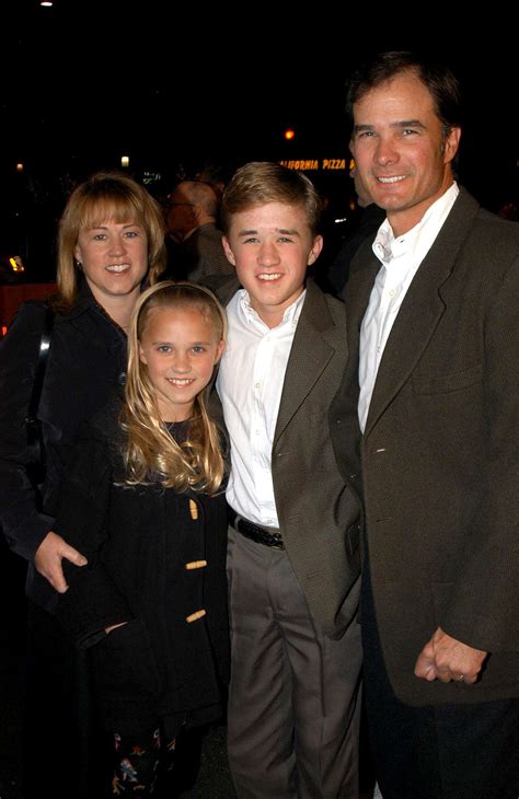 All About Famous Siblings Haley Joel Osment and Emily Osment