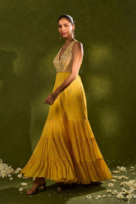 Fusion Looks – Chamee and Palak official
