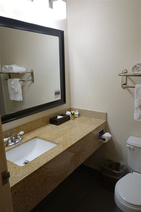 BEST WESTERN PLUS DFW AIRPORT SUITES - Updated 2025 Prices & Hotel ...