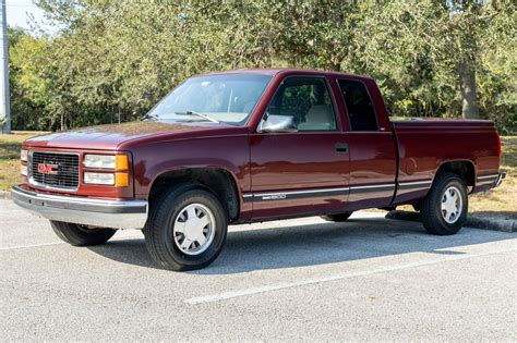 1998 GMC Sierra 1500 SLE VIN: 1GTEC19M0WE561190 for Sale - Cars & Bids