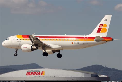 Airbus A320-214 - Iberia | Aviation Photo #1931989 | Airliners.net