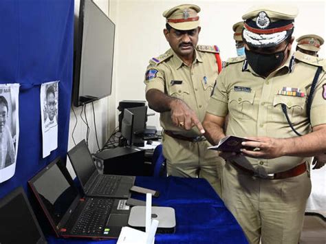 Loan app racket: Telangana cops pick one more Chinese from Thane ...