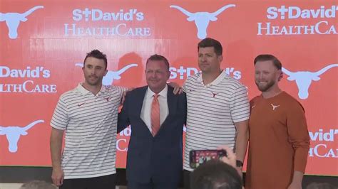 Texas introduces Jim Schlossnagle as new head baseball coach | khou.com