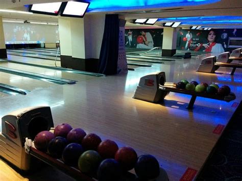 BLUO, Gurugram (Gurgaon) - Restaurant Reviews, Phone Number & Photos ...