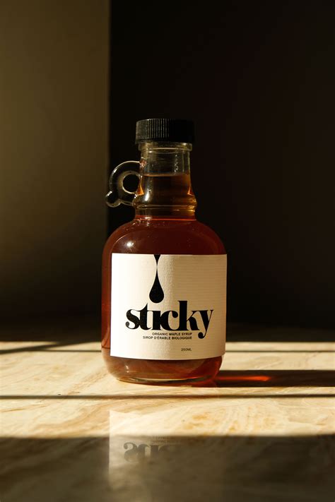 Sticky | Organic Maple Syrup | Lune 1860