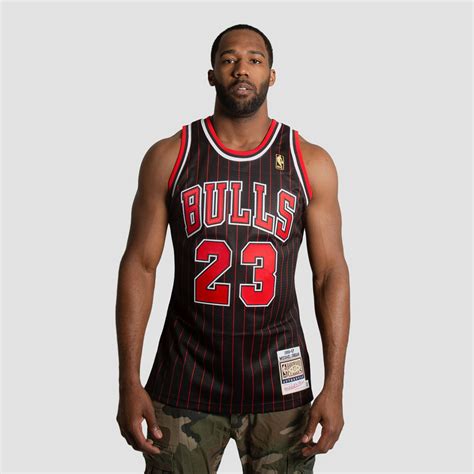 Michael Jordan – Basketball Jersey World
