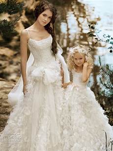 Wedding Dresses With Matching Flower Dress by Matching Flower Dresses To Bridal Gowns The Wedding Dresses With Matching Flower Dress