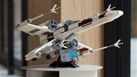 LEGO Ultimate Collector Series X-Wing — Reveal | StarWars.com