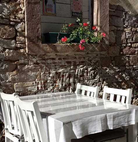 ÇEŞMELİHAN PANSİYON (Ayvalik) - B&B Reviews, Photos, Rate Comparison ...