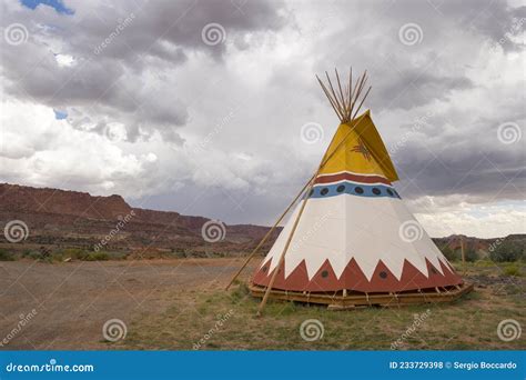 Tipi, American Indian Tents in Capitol Reef National Park Editorial ...