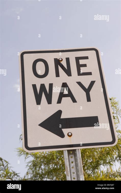 One Way Sign 的图像结果