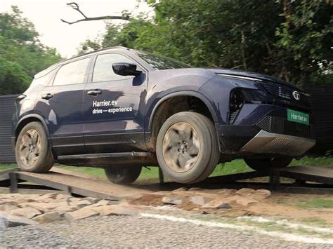 Tata Harrier EV waiting period revealed — Variant-wise details inside