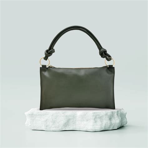 Solid Chic Hobo Baguette - Olive – Mumuso