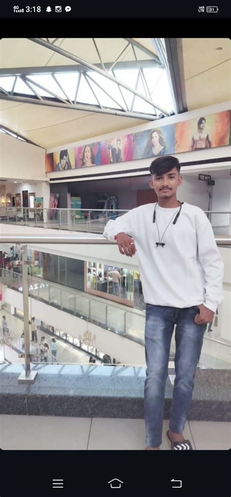 A young man hanged himself in Gokulesh Sosa, Bayad. | તપાસ: બાયડની ...