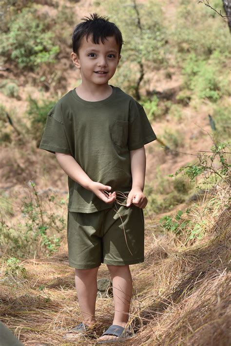 Gozi Cotton T-Shirt for Kids 1-6Y - Boys Girls Dark Olive Solid Half ...