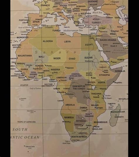 World Map with Major Cities 的图像结果