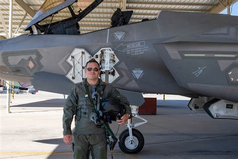 2,000th Pilot Graduates Through F-35 Training System