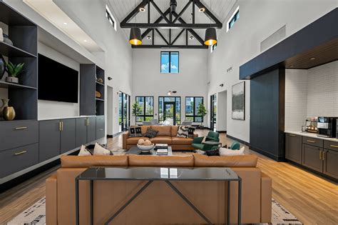 Photo Gallery & Tour | Seasons at Hoffman Estates