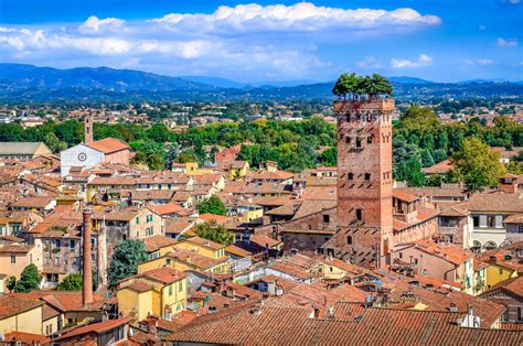 Lucca - Cosa vedere e guida di viaggio