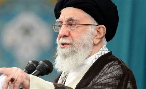 'धमकाने वाली सरकारें बातचीत पर जोर दे रही', ट्रंप की धमकी पर बोले ईरान ...